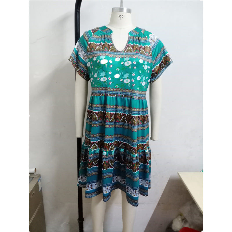 Boho-Kleid mit Print – luftiges Sommerkleid mit kurzen Ärmeln