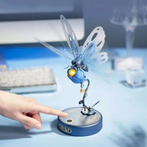 Geschenk für Freundin mit Bedeutung – leuchtender Schmetterling mit Licht als besondere Dekoration