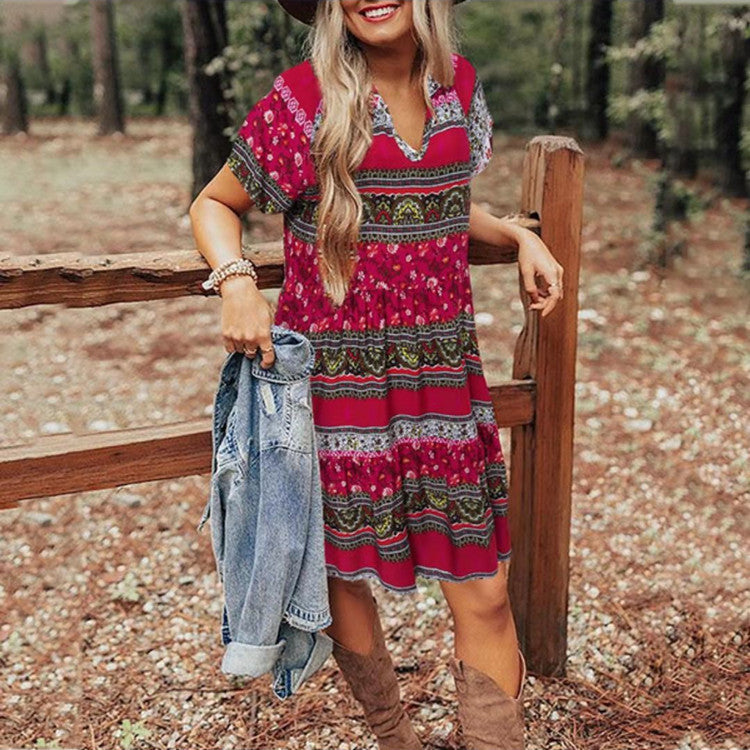 Boho-Kleid mit Print – luftiges Sommerkleid mit kurzen Ärmeln