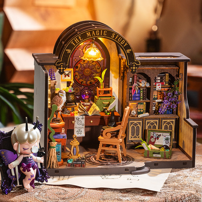 Rolife „The Magic Study“ – Miniatur-DIY Raum mit LED-Beleuchtung