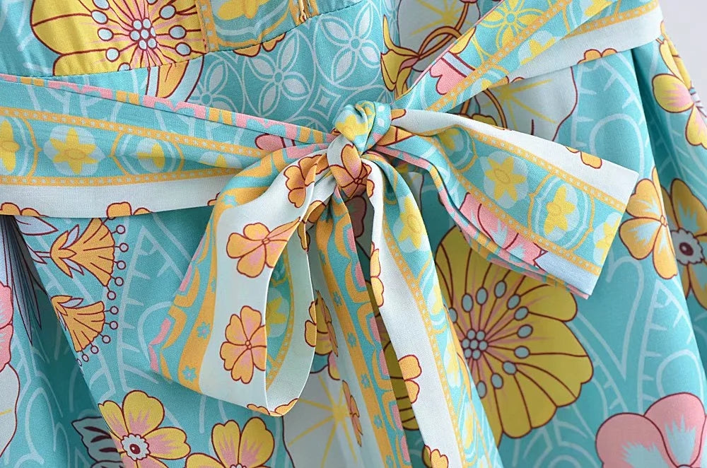 Boho Icon Resort Dress – 70s Spirit