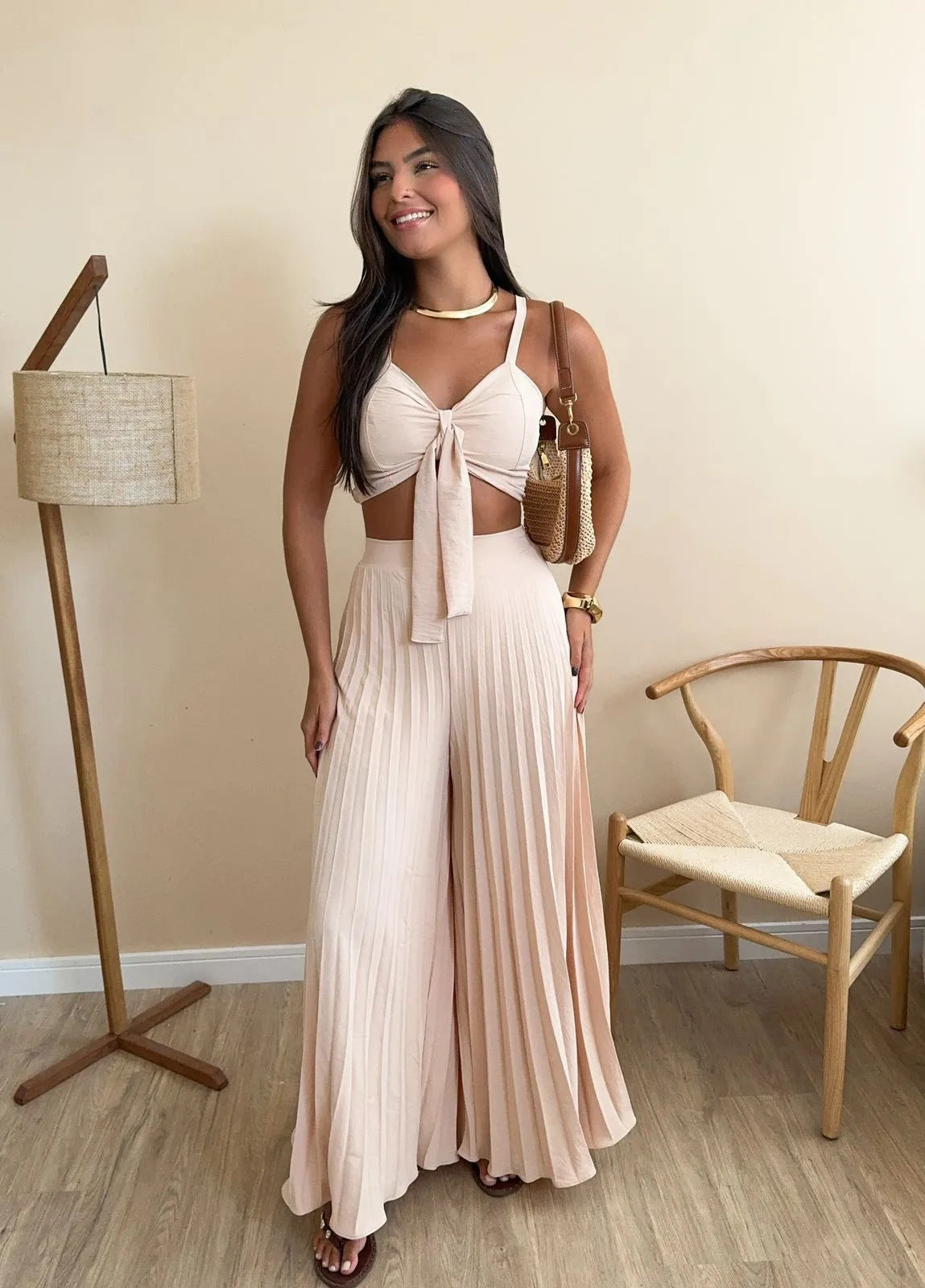 Eleganter Boho Zweiteiler Damen beige mit plissierter Hose und Top luftiges Sommer Outfit feminin