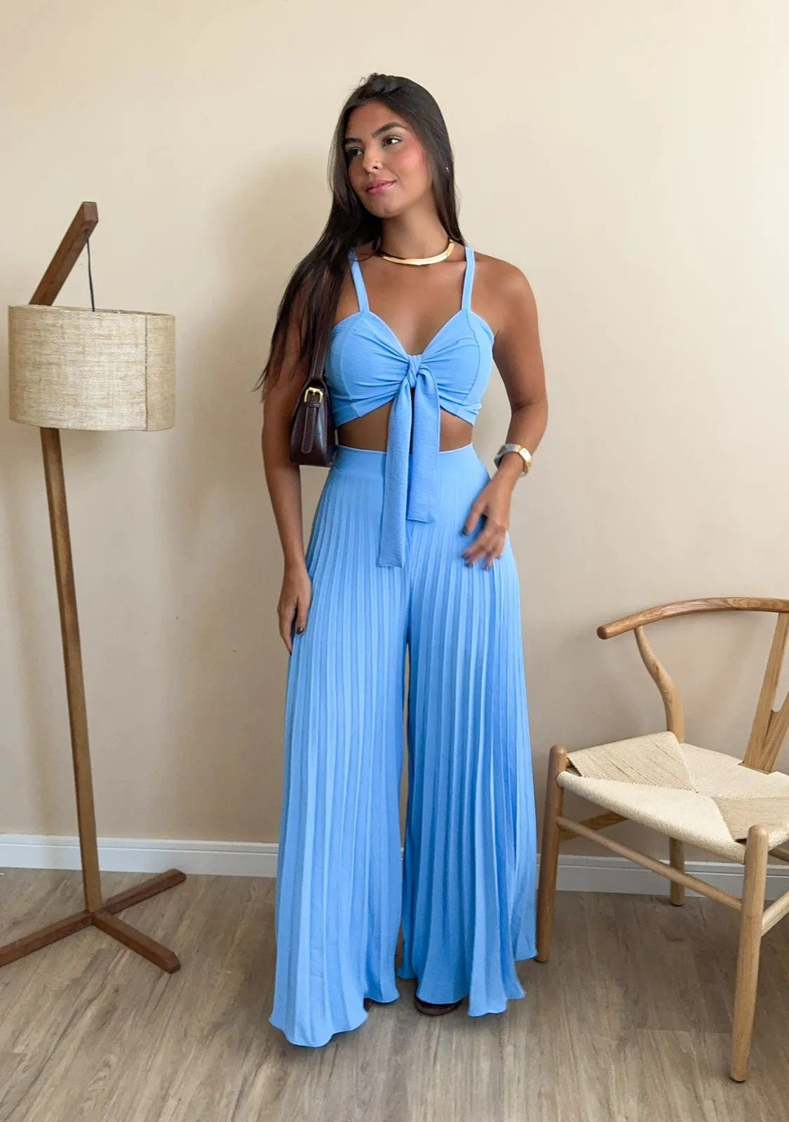 Eleganter Boho Zweiteiler Damen blau mit plissierter Hose und Top luftiges Sommer Outfit feminin